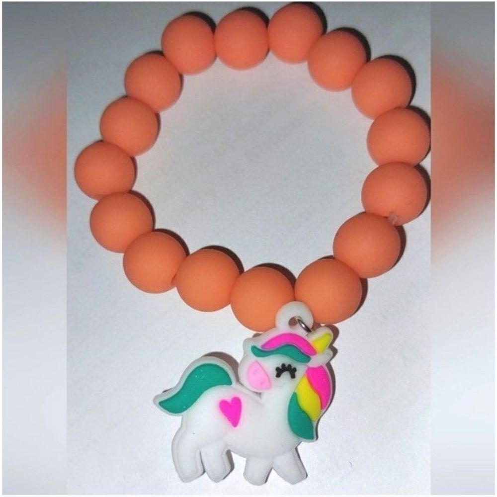 Super cute girls beaded bracelet